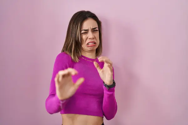 Hispanic Woman Standing Pink Background Disgusted Expression Displeased Fearful Doing — Stock Photo, Image