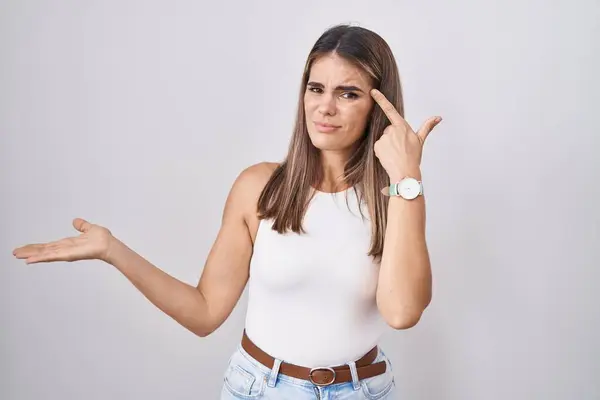 Hispanic Young Woman Standing White Background Confused Annoyed Open Palm — Stock Photo, Image