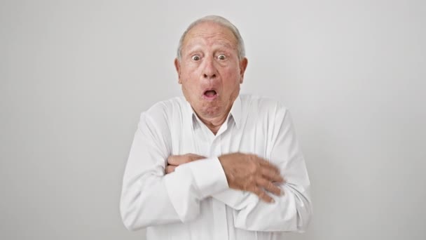 Užaslý Starší Muž Nevěřícně Postávající Vystrašený Obličej Ústa Otevřená Překvapením — Stock video
