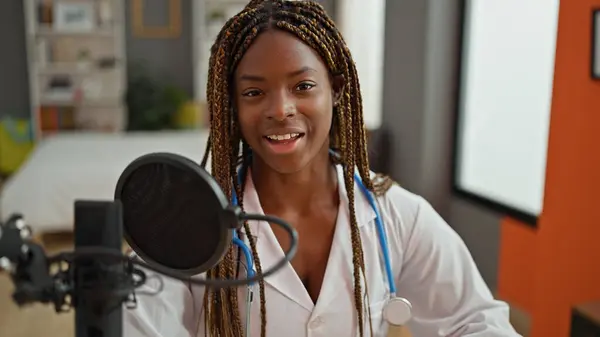 African American Woman Doctor Having Interview Radio Studio — Stock Photo, Image