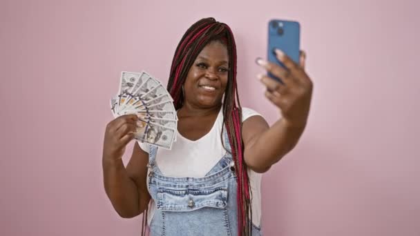 Black Woman Braids Beautiful All Smiles Holds Dollars Showing Her — Stock Video