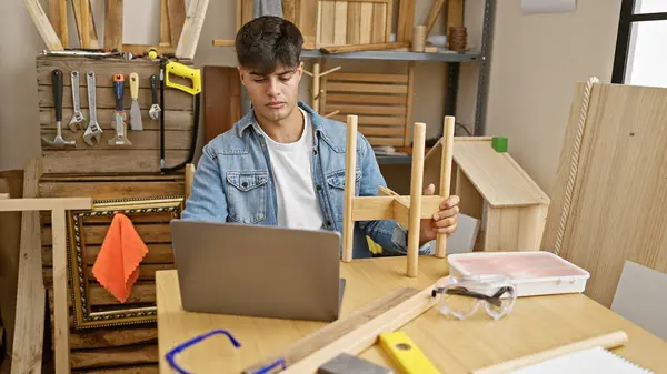 Handsome Young Hispanic Carpenter Working Wood Object Carpentry Workshop Adeptly — Stock Photo, Image