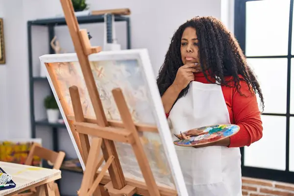 African American Woman Artist Looking Draw Doubt Expression Art Studio — Stockfoto