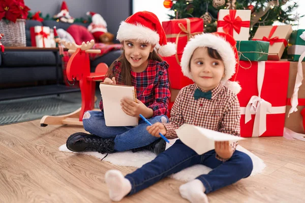Adorable Boy Girl Drawing Paper Celebrating Christmas Home — Stock Photo, Image