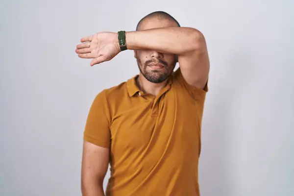 Hispanic Man Beard Standing White Background Covering Eyes Arm Looking — Stock Photo, Image