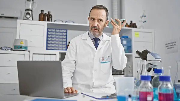 Hispanic Grey Haired Middle Age Man Lab Scientist Engrossed Science — Stock Photo, Image