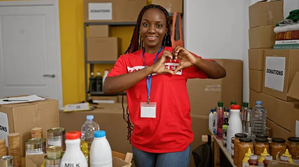 Confident African American Woman Volunteer Braids Beaming Smile Making Heart — Stock Photo, Image