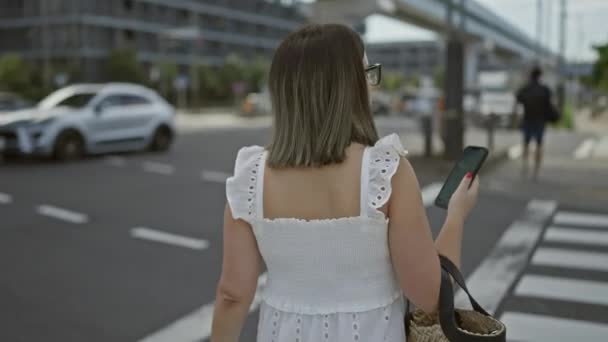 Beautiful Hispanic Woman Glasses Casually Walking Away Phone Hand Tokyo — Stock Video
