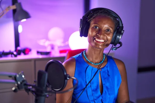 African Woman Dreadlocks Wearing Headphones Looking Positive Happy Standing Smiling — Stock Photo, Image