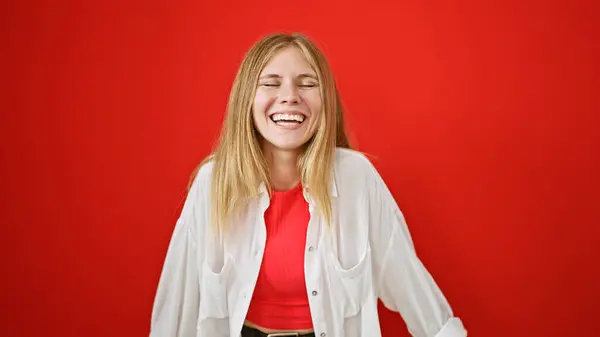 Happy Young Woman Blonde Hair Blue Eyes Laughing Front Vibrant — Stock Photo, Image