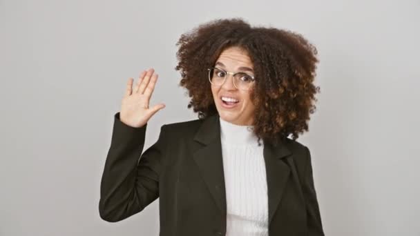 Cheerful Hispanic Woman Curly Hair Raises Fingers Pointing Smiling Showing — Stock Video