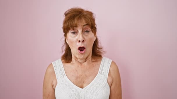 Shocked Middle Aged Woman Dress Frozen Disbelief Isolated Pink Background — Stock Video