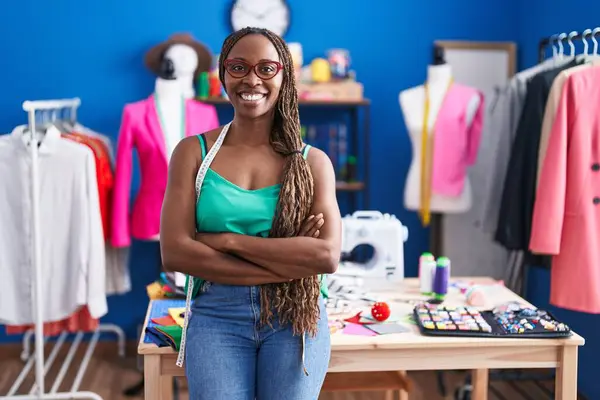 African American Woman Tailor Smiling Confident Standing Arms Crossed Gesture — Stock Photo, Image