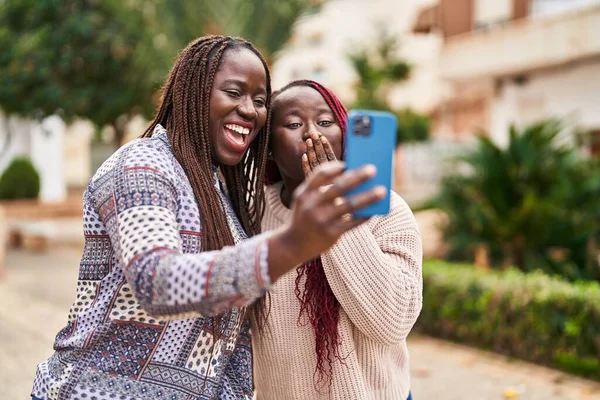 African American Women Friends Smiling Confident Having Video Call Park — Stock Photo, Image