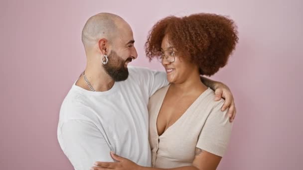 Joyful Beautiful Couple Exuding Confidence Enjoying Casual Lifestyle Sharing Warm — Stock Video