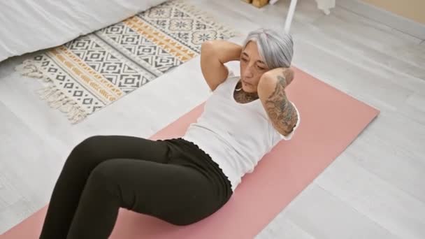 Middle Age Grey Haired Woman Training Abs Exercise Home — Stock Video
