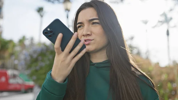 Young Latina Woman Recording Voice Message Her Smartphone Outdoors Urban — Stock Photo, Image