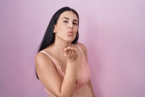 Young Hispanic Woman Wearing Pink Bra Looking Camera Blowing Kiss — Stock Photo, Image