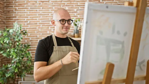 Young Hispanic Man Artist Smiling Confident Drawing Art Studio — Stock Photo, Image