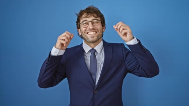 Young Man Wearing Business Suit Smiling Pulling Ears Fingers Funny — Stock Video