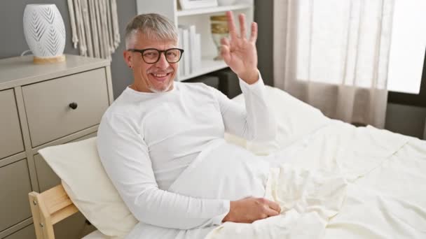 Cheerful Middle Age Grey Haired Man Wearing Pyjamas Confidently Showing — Stock Video