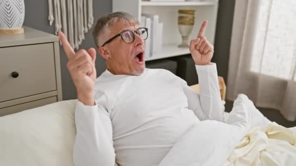 Cheerful Middle Aged Grey Haired Man Shocked Joy Pyjamas Looking — Stock Video