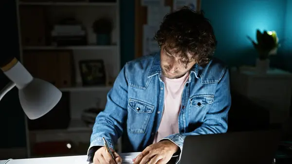 Young Hispanic Man Denim Jacket Takes Notes His Office Desk — Stock Photo, Image