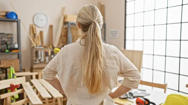 Rear View Young Blonde Woman Artisan Woodwork Studio Surrounded Carpentry — Stock Photo, Image