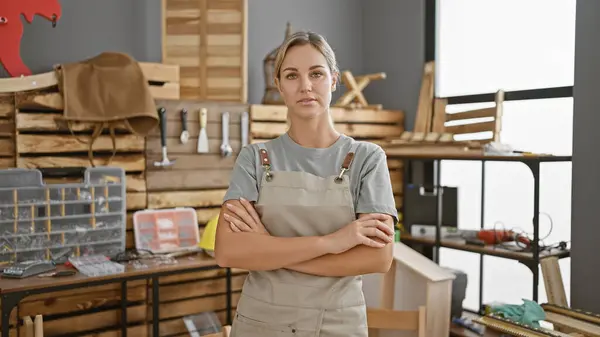 Confident Young Woman Carpentry Workshop Wearing Apron Standing Arms Crossed — Stock Photo, Image