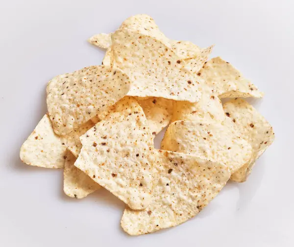 Pile Crispy Tortilla Chips Scattered Plain White Background Perfect Snacking — Stock Photo, Image