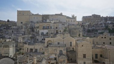 Tarihsel, antik, kasaba manzaralı materyal, basilicata, İtalya manzaralı bir tepede ortaçağ, mimari ve taş evlerin bir karışımını gösteriyor..