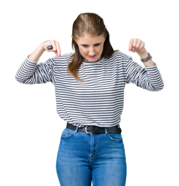 Şeffaf arkaplanda beliren kadın portresi           