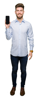 Şeffaf arkaplanda akıllı telefonu tutan gülümseyen genç adamın portresi    