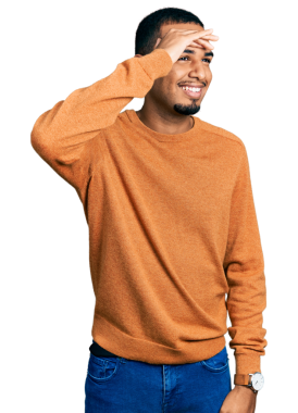 Şeffaf arkaplanda kendine güvenen bir gencin portresi                  