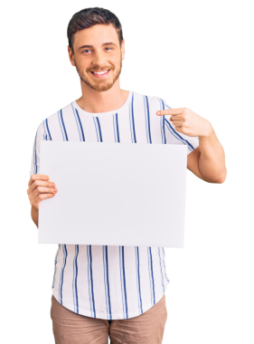 genç adam tutarak boş başlık sayfası