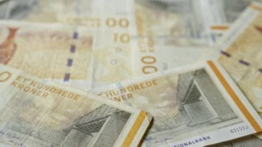 Danimarka kron banknotları, Danimarka para biriminin çeşitli detaylarını ve tasarımlarını gözler önüne serer..