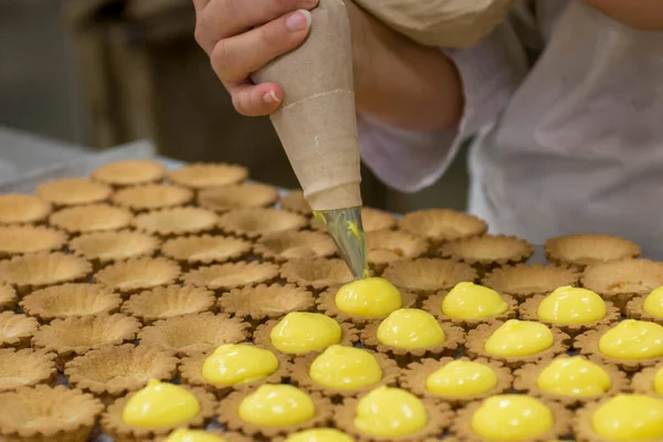 Preparação Artesanal Sobremesas Pastelaria Creme Biscoitos Biscoito — Fotografia de Stock