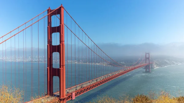 Сан Франциско Міст Золотих Воріт Тумані — стокове фото