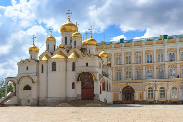 Catedral Anunciação Moscou Kremlin Concluída Em1489 Fotos De Bancos De Imagens