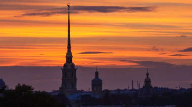 Peter ve Paul Katedrali şafak vakti, Saint Petersburg, Rusya