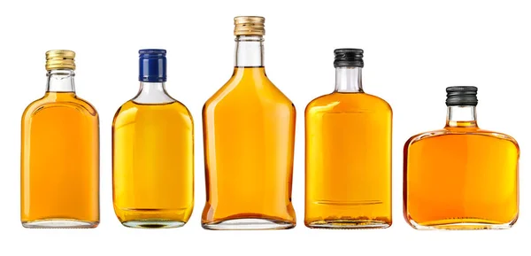 Set Botellas Planas Completas Whisky Aisladas Sobre Fondo Blanco —  Fotos de Stock