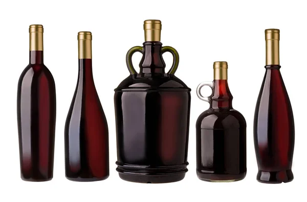 Cinco Garrafas Vinho Tinto Isoladas Sobre Fundo Branco — Fotografia de Stock