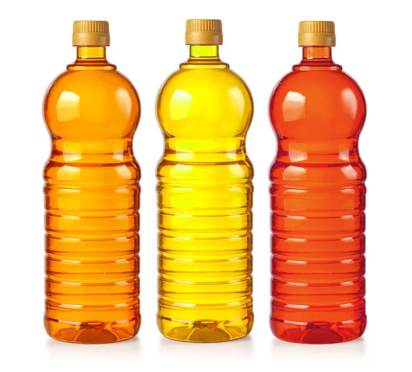 Botellas Plástico Aceite Aisladas Sobre Fondo Blanco Con Recorte — Foto de Stock