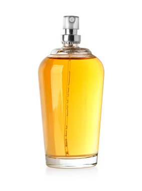 Kırpma yolu olan beyaz arkaplanda izole edilmiş parfüm şişeleri