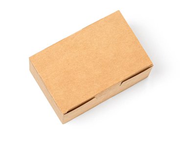  beyaz arkaplanda izole edilmiş karton paket kutusu