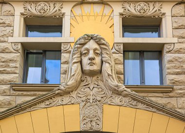 Riga, Letonya - 28 Temmuz 2023: Neiburgs Oteli Cephesi