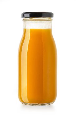 Kesme yolu olan beyaz bir arka planda küçük bir şişe smoothie.