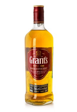 Anapa, Rusya - 10 Mart 2024: Bir şişe Grant ailesinin yedek viskisinin fotoğrafı. Grant 's, İskoçya' da William Grant & Oğulları tarafından şişelenmiş bir viskidir..