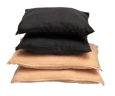 Beyaz arka planda uyumak ve dinlenmek için dekoratif dikdörtgen yastık.