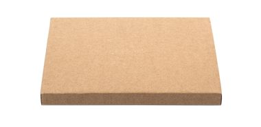 Şişeler izole edilmiş.